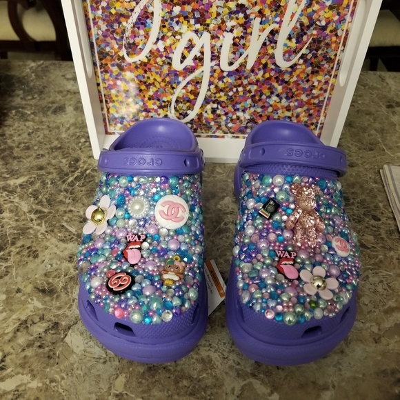 Customized Crocs - Picture 14 of 16